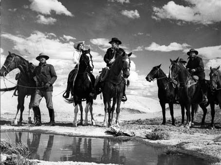 Bandolero : Foto James Stewart, Dean Martin, Andrew V. McLaglen, Raquel Welch